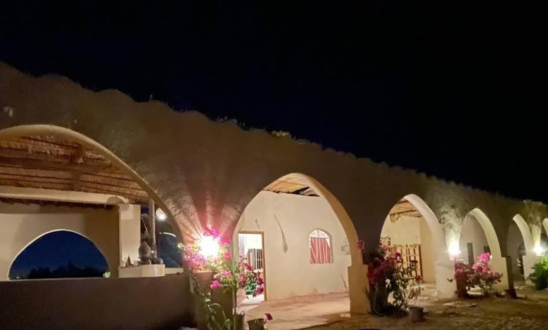 Hotel Hayaat Siwa Hot Spring à Siwa Oasis Extérieur photo